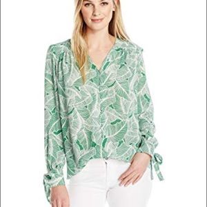 Lark & Ro NWOT silky top